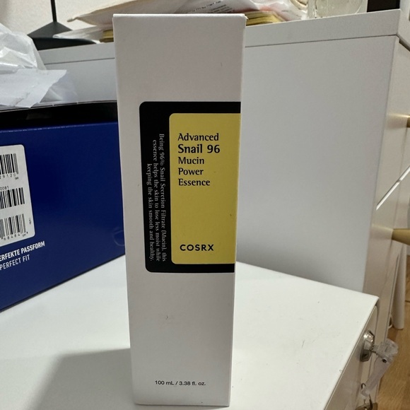 COSRX Advanced Snail 96 Mucin Power Essence - NIB - Picture 3 of 4